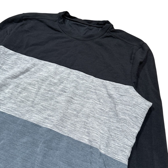 Icebreaker Merino Wool Blend Striped Black Blue Gray Crewneck Sweatshirt Mens XL - Picture 3 of 7